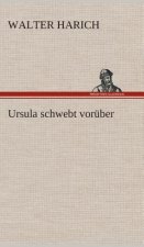 Ursula schwebt voruber