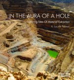 In the Aura of a Hole