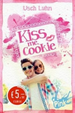 Kiss me, Cookie!