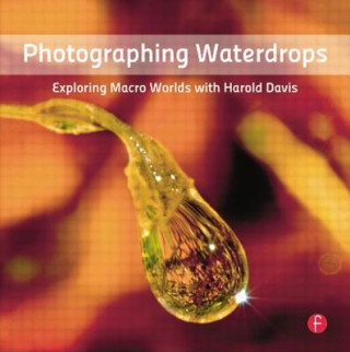 Photographing Waterdrops