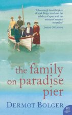 Family on Paradise Pier