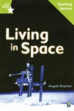 Rigby Star Guided Lime Level: Living in Space Teaching Version