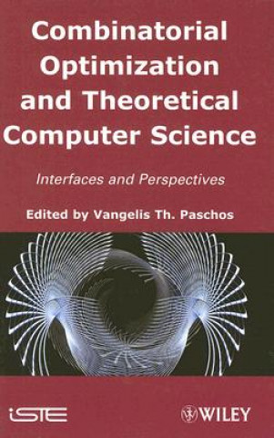 Combinatorial Optimization and Theorical Computer Science