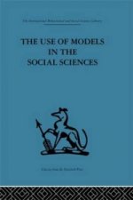 Use of Models in the Social Sciences
