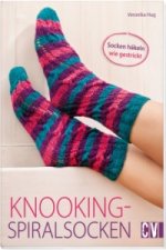 Knooking-Spiralsocken