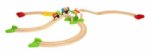 BRIO World 33727 Mein erstes BRIO Bahn Spiel Set - Zug mit Waggon, Schienen & Hängebrücke für Kleinkinder - BRIO Einsteiger-Set empfohlen ab 18 Monate