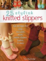 25 Stylish Knitted Slippers