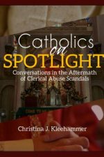 Catholics on Spotlight (Paperback)