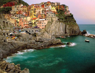 Cinque Terre, Italy 2000 Piece Puzzle