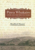 Putea Whakairo: Maori and the Written Word