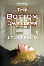Bottom Dwellers (The Woods Hole Mysteries Book 1)