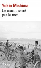Marin Rejete Par La Mer