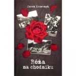 Roza na chodniku