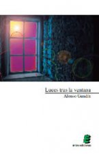 Luces tras la ventana