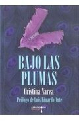 Bajo las plumas