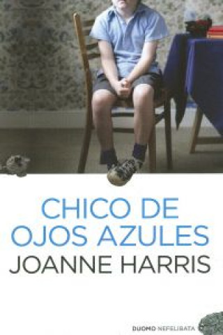 Chico de ojos azules