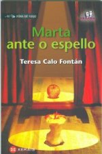 Marta ante o espello