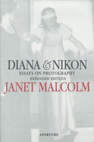 JANET MALCOLM DIANA & NIKON AP