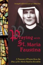 PRAYING W/ST MARIA FA -NOP/069
