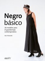 Negro básico: 26 modelos para el guardarropa contemporáneo