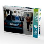 Mercedes-Benz 200 E in Havanna - Ein Motiv aus dem Kalender 