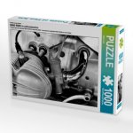 Ein Motiv aus dem Kalender BMW R69S in schwarzweiss (Puzzle)