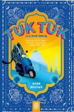 TukTukCinema Czyli rzecz o Indiach Gangesie radości życia wiecznie psującym się skuterze i Bolku