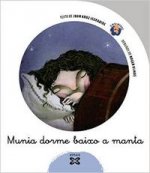 Munia dorme baixo a cama