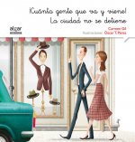 íCUANTA GENTE QUE VA Y VIENE! LA CIUDAD NO SE DETIENE