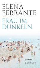Frau im Dunkeln
