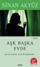 Ask Baska Evde Midi Boy