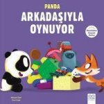 Merhaba Kücük Deha - Panda Arkadasiyla Oynuyor