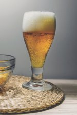 Bier Tasting Buch: Dein persönliches Verkostungsbuch zum selber ausfüllen ♦ für über 100 verschiedene Bier Sorten, Craft Beer, Pils