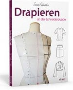 Drapieren an der Schneiderpuppe
