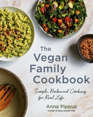 Vegan Family Cookbook (Miękka)