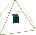 Pyramide laiton avec chambre bois