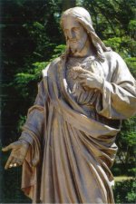 Paray-le-Monial, 71 Parc des Chapelains, la statue du Sacré-Coeur
