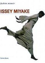 Issey Miyake (Fashion Memoir) /anglais