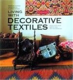 LIVING WITH DECORATIVE TEXTILES (PAPERBACK)