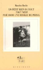 Un petit rien-du-tout tout neuf plié dans une feuille de persil