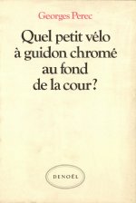 Quel petit vélo à guidon chromé au fond de la cour ?