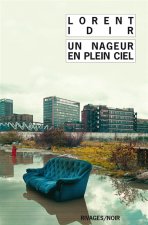 Un nageur en plein ciel