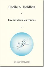 Un Nid Dans Les Ronces.