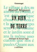 UN RIEN DE TERRE