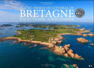 Vol au-dessus du littoral de Bretagne