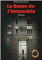 LA DAME DE L'IMMEUBLE