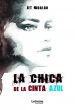 La chica de la cinta azul