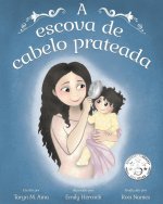 escova de cabelo prateada