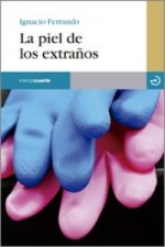 La piel de los extraños
