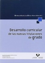 Desarrollo curricular de las nuevas titulaciones de grado
